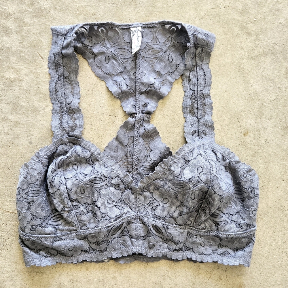 Intimately Free People Galloon Lace Racer Back Lined Bralette CropTop Gray Small